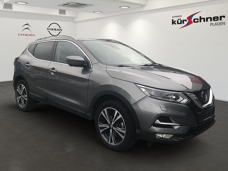 Nissan Qashqai 1.3 DIG-T N-CONNECTA LED Winter Design