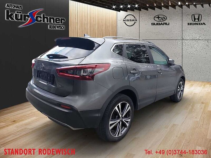 Nissan Qashqai 1.3 DIG-T DCT ZAMA